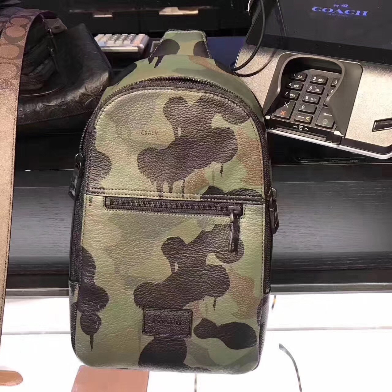 ������coach�Բ��ذ�