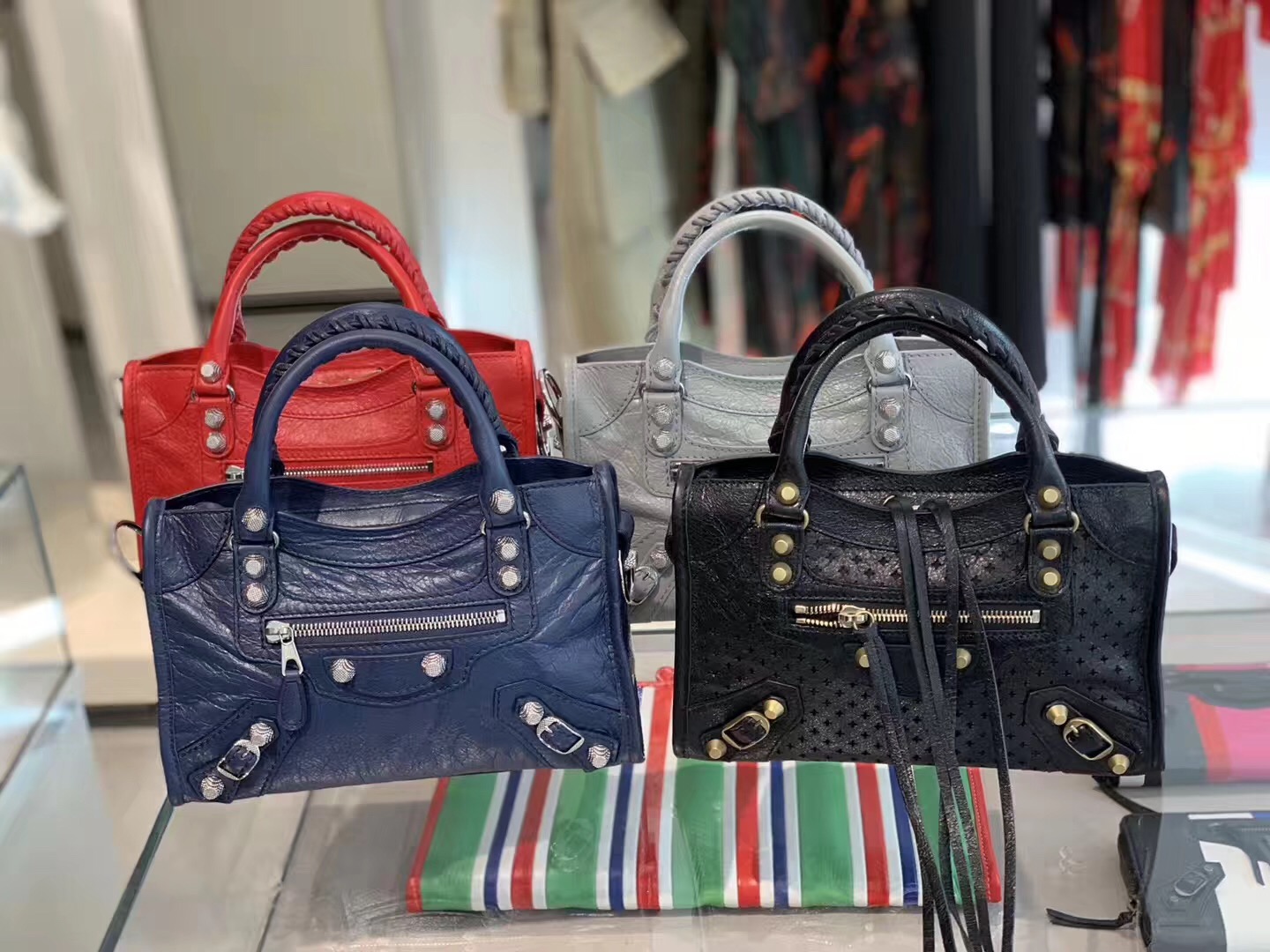 ��������������minicity ֱ����Ʒ���˲���